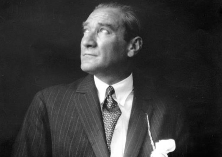 Atatürk'ün Şarkıları